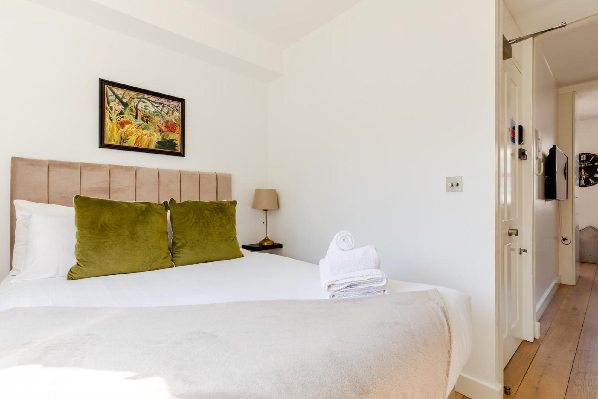 Stayinn Soho Apartments Лондон Экстерьер фото